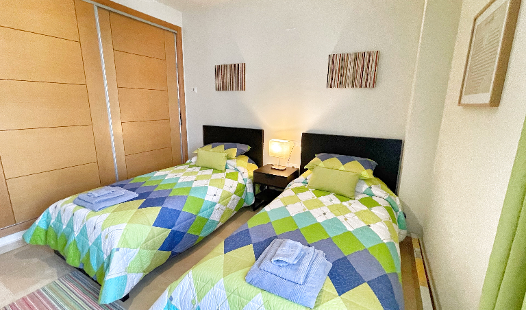 109.950 EUROS