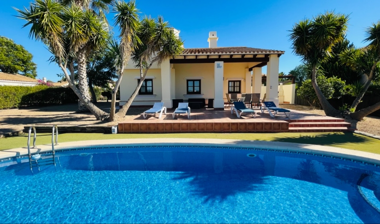 345.000 Euros
