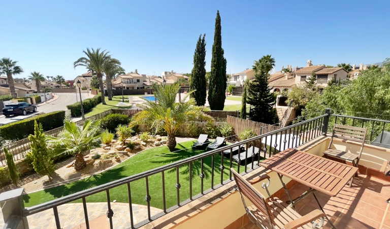 310.000 Euros
