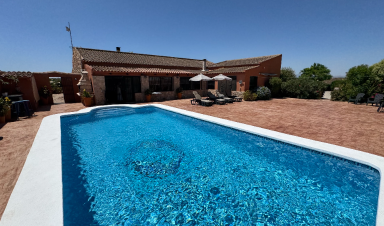 465.000 Euros