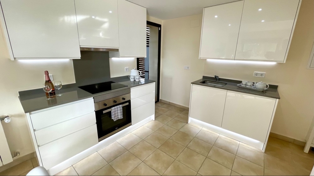 118.995 Euros         Corvera Country Club