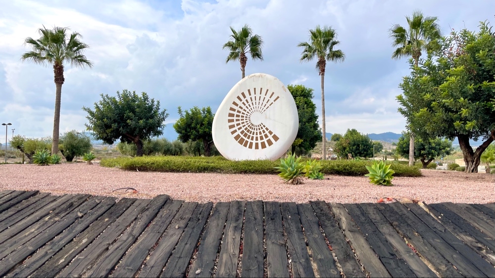 118.995 Euros         Corvera Country Club