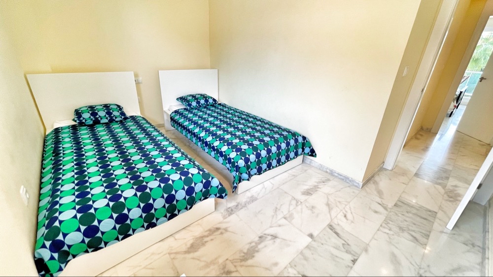 164.950 Euros Re-Sale