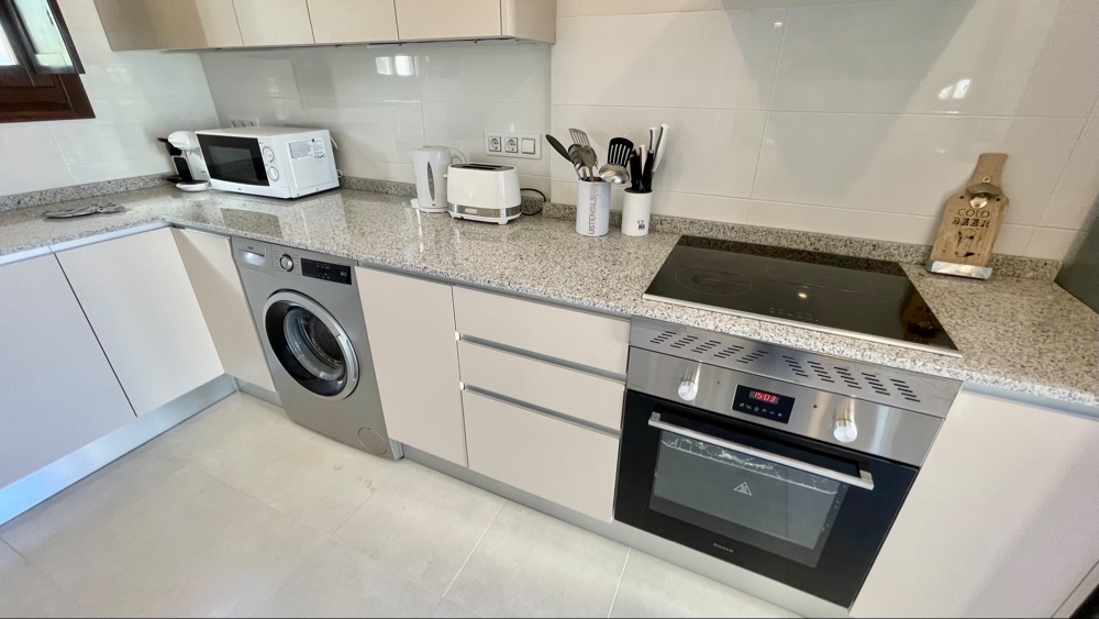 379.950 Euros