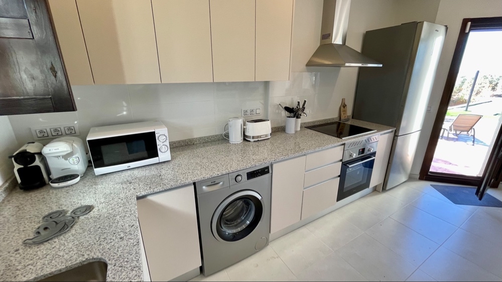379.950 Euros