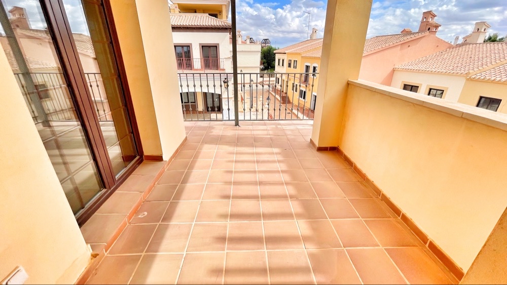 107.000 Euros Top Floor