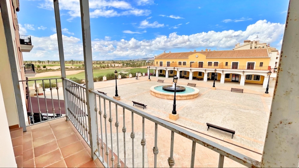 107.000 Euros Top Floor