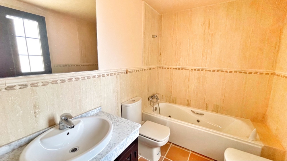 107.000 Euros Top Floor