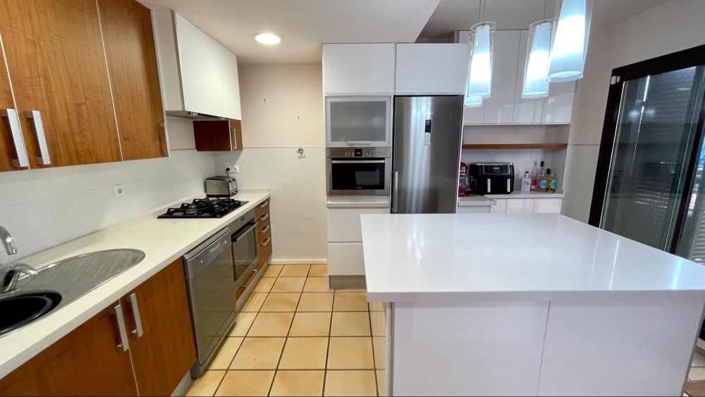 154.950 Euros