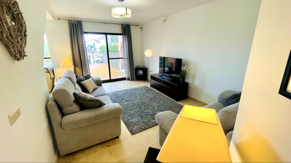 285.000 Euros