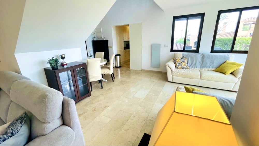 285.000 Euros