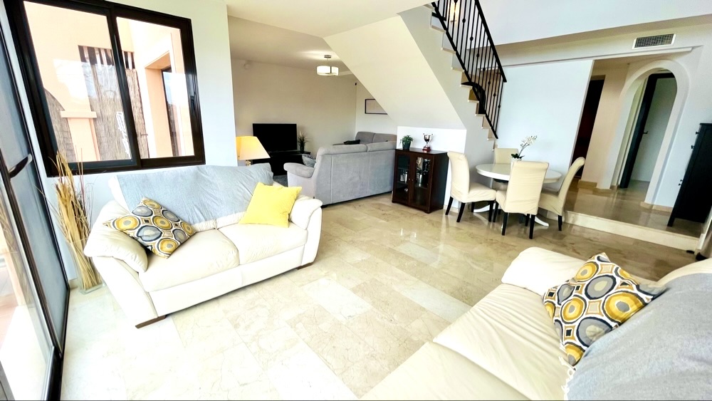 285.000 Euros