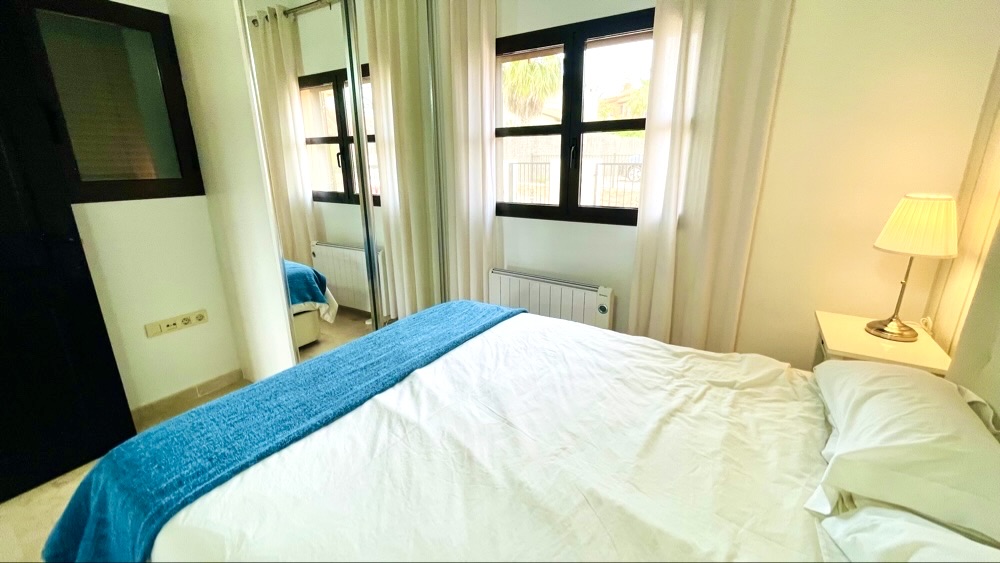 285.000 Euros