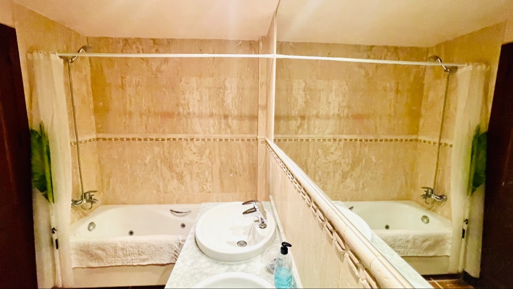 129.950 Euros