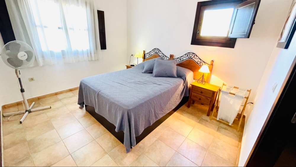 345.000 Euros