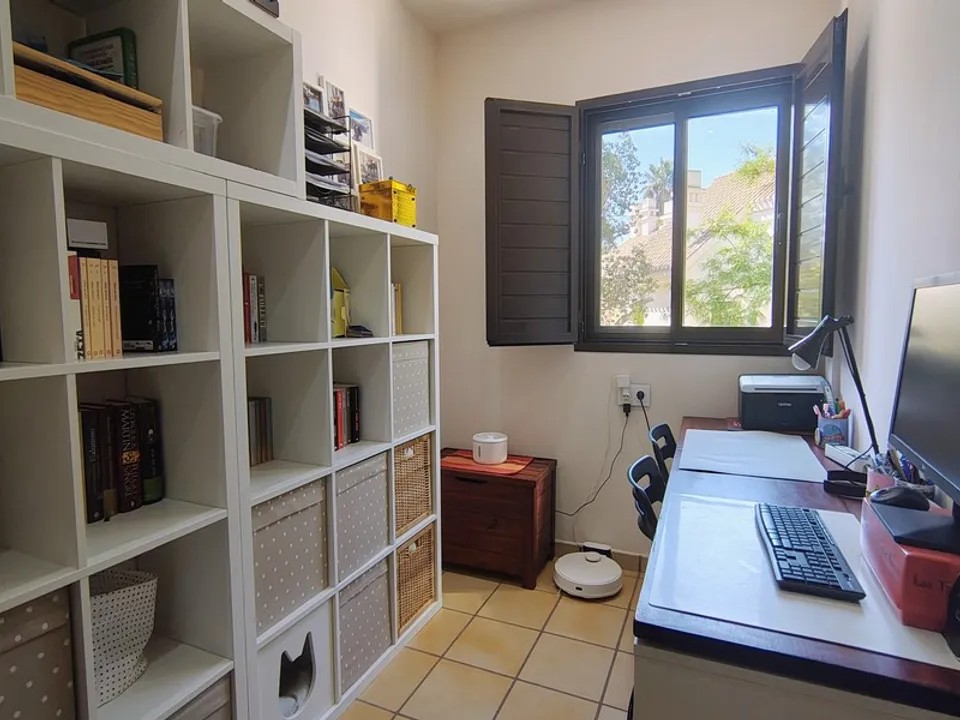 179.900 Euros