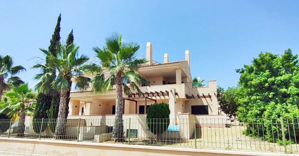 119.900 Euros