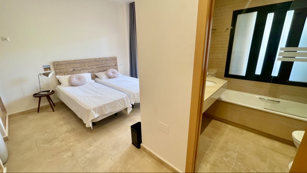 179.950 Euros