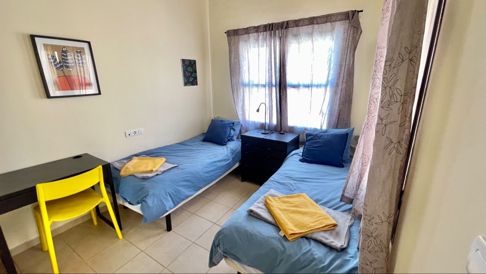 369.950 Euros