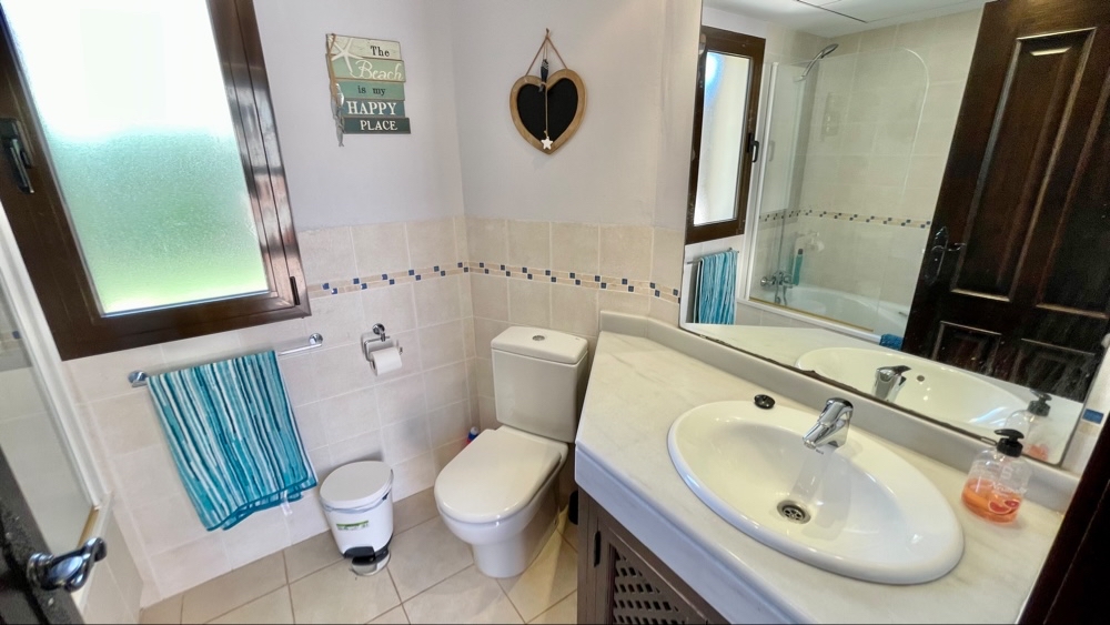 369.950 Euros