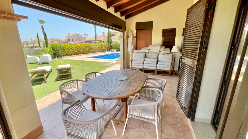 369.950 Euros