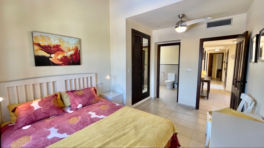 369.950 Euros