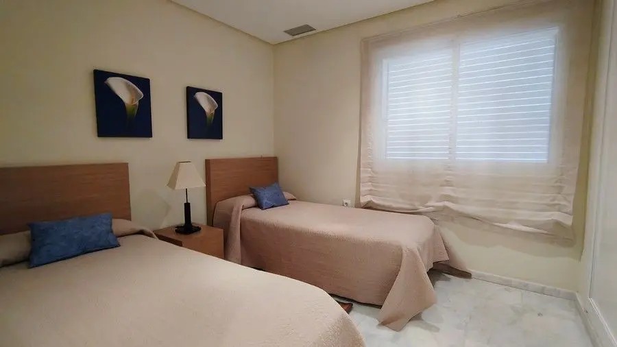 199.900 Euros