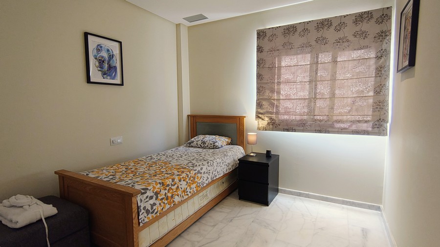 157.900 Euros