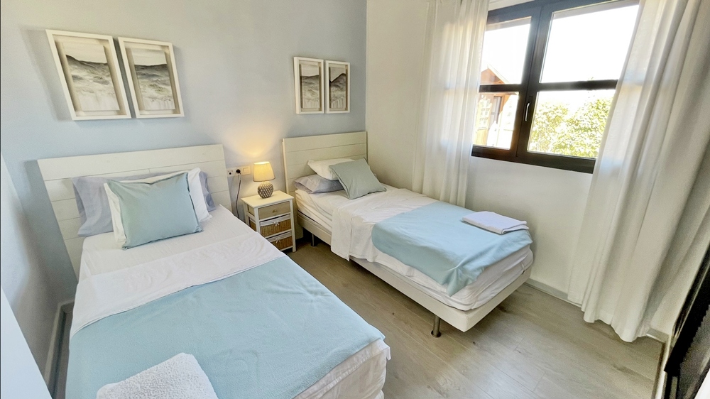 310.000 Euros