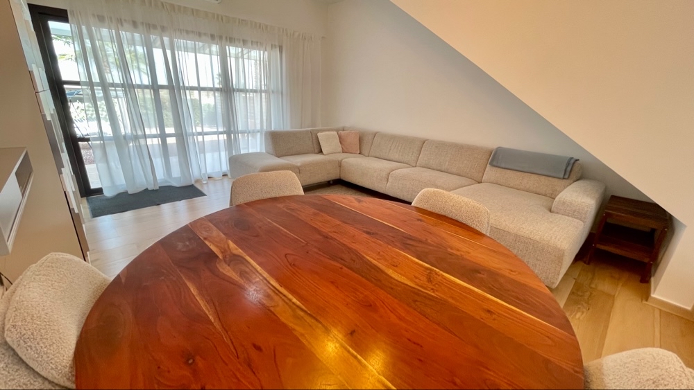 235.000 Euros