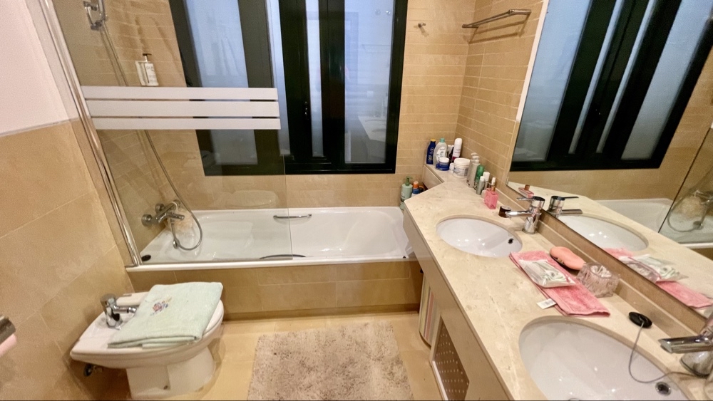 179.950 Euros