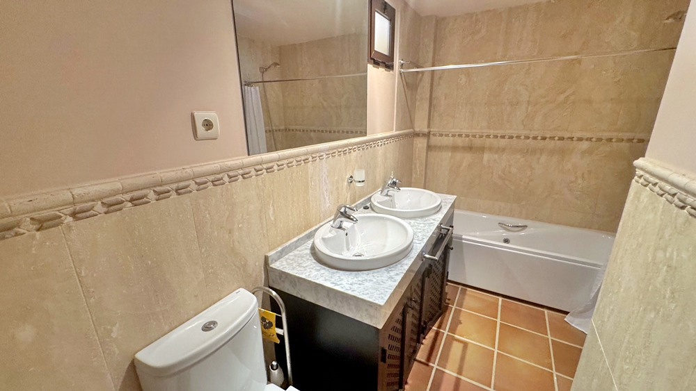 174.950 Euros
