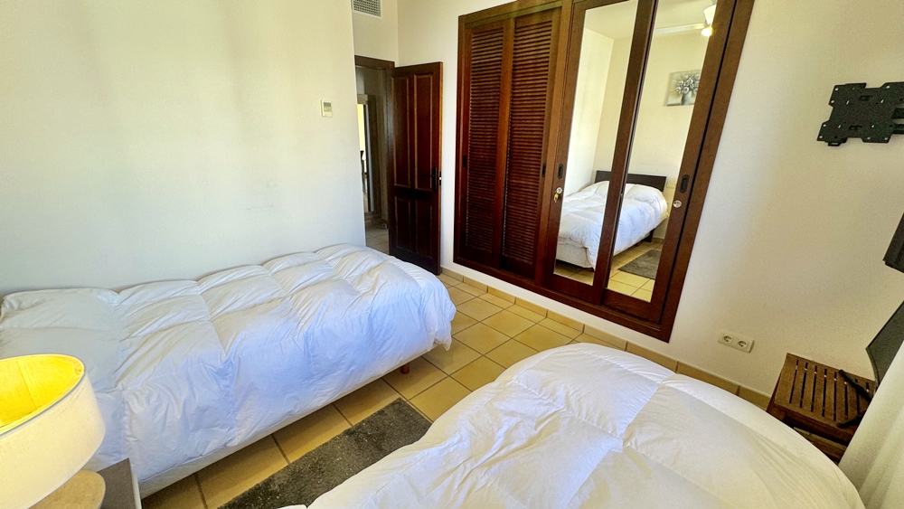 174.950 Euros
