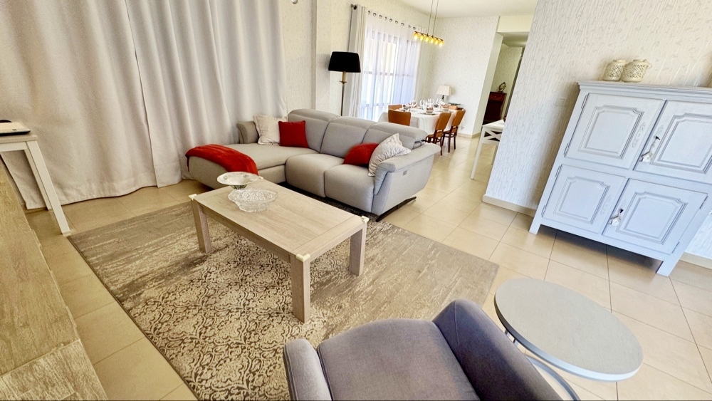 525.000 Euros