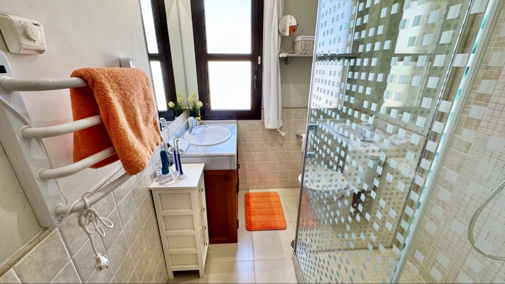 595.000 Euros