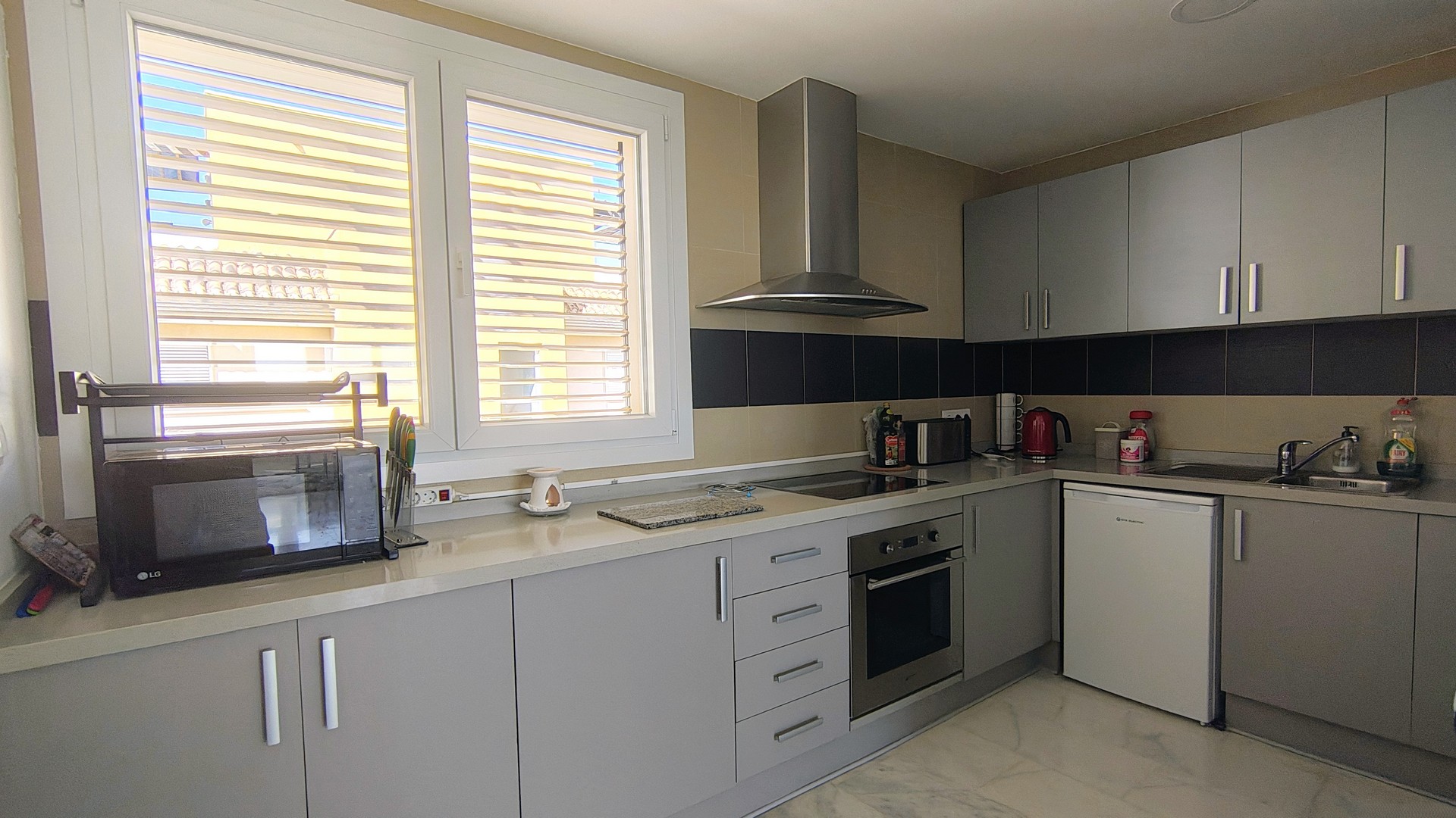 199.950 Euros
