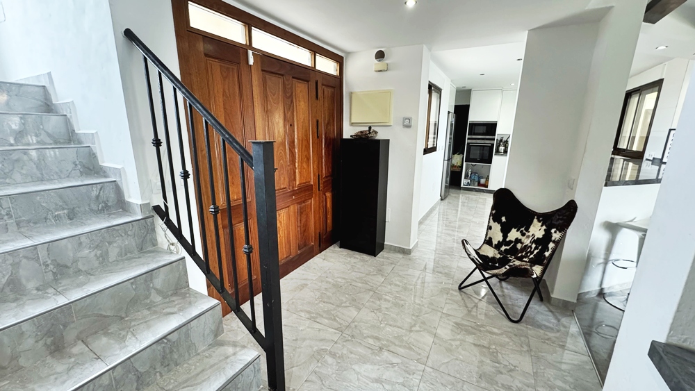 695.000 Euros
