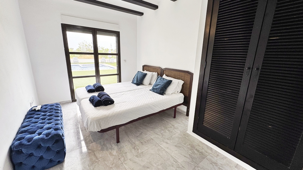695.000 Euros