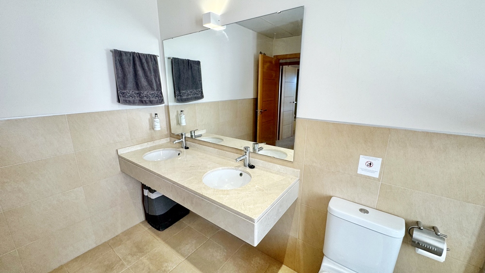 159.950 Euros