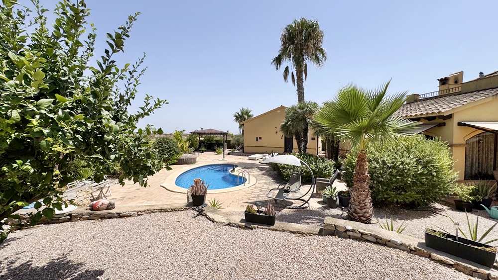 414.000 EUros