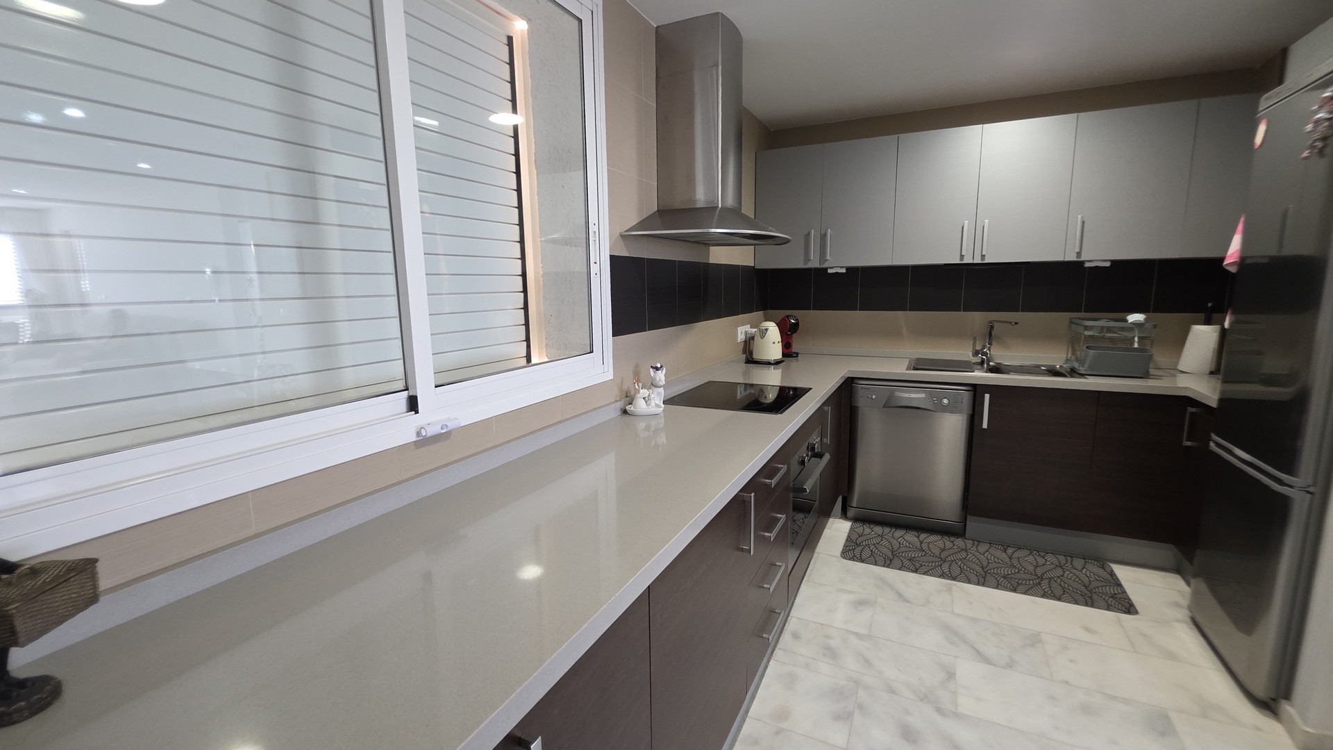 189.900 Euros