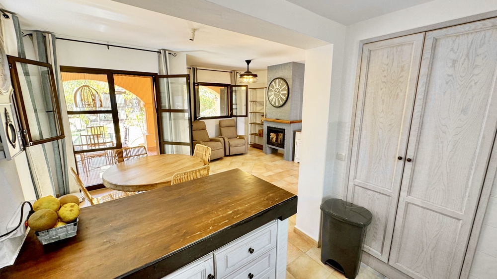 229.950 Euros