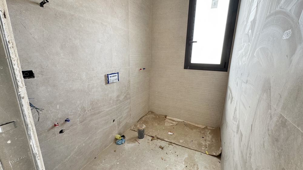 439.900 Euros