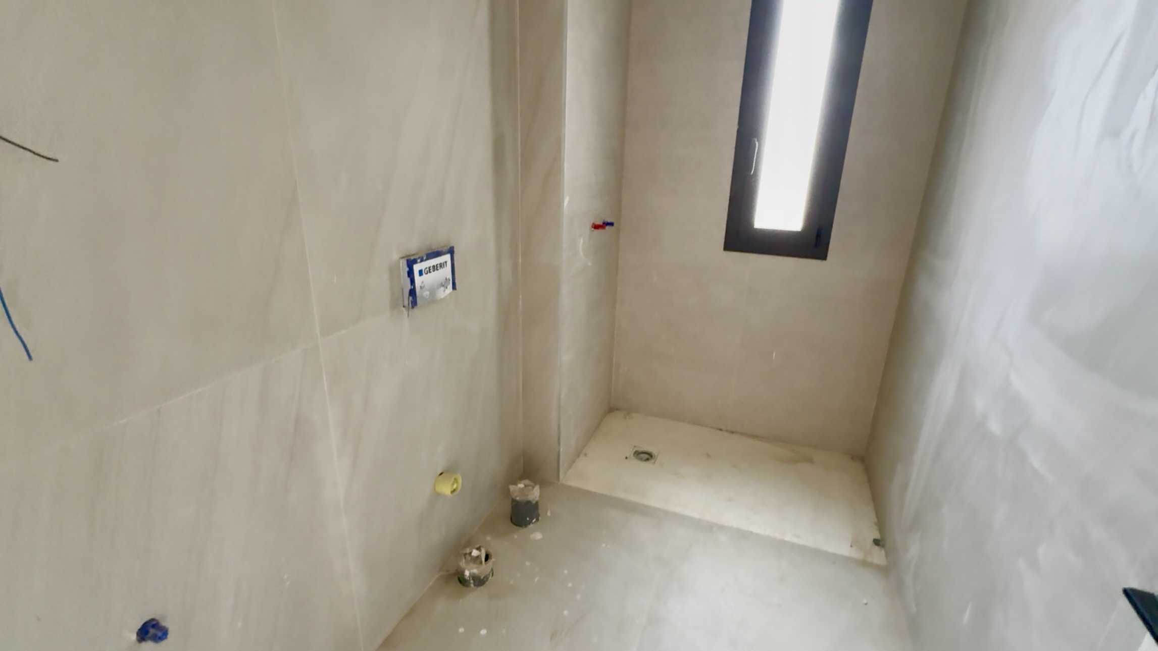 379.900 Euros