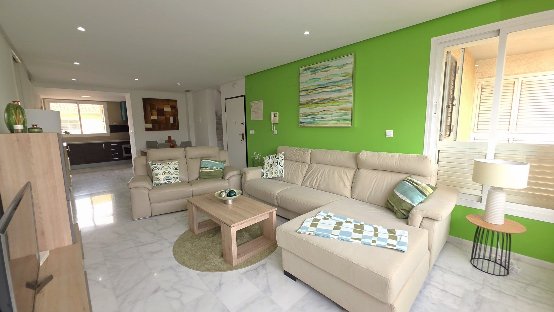 229.000 Euros