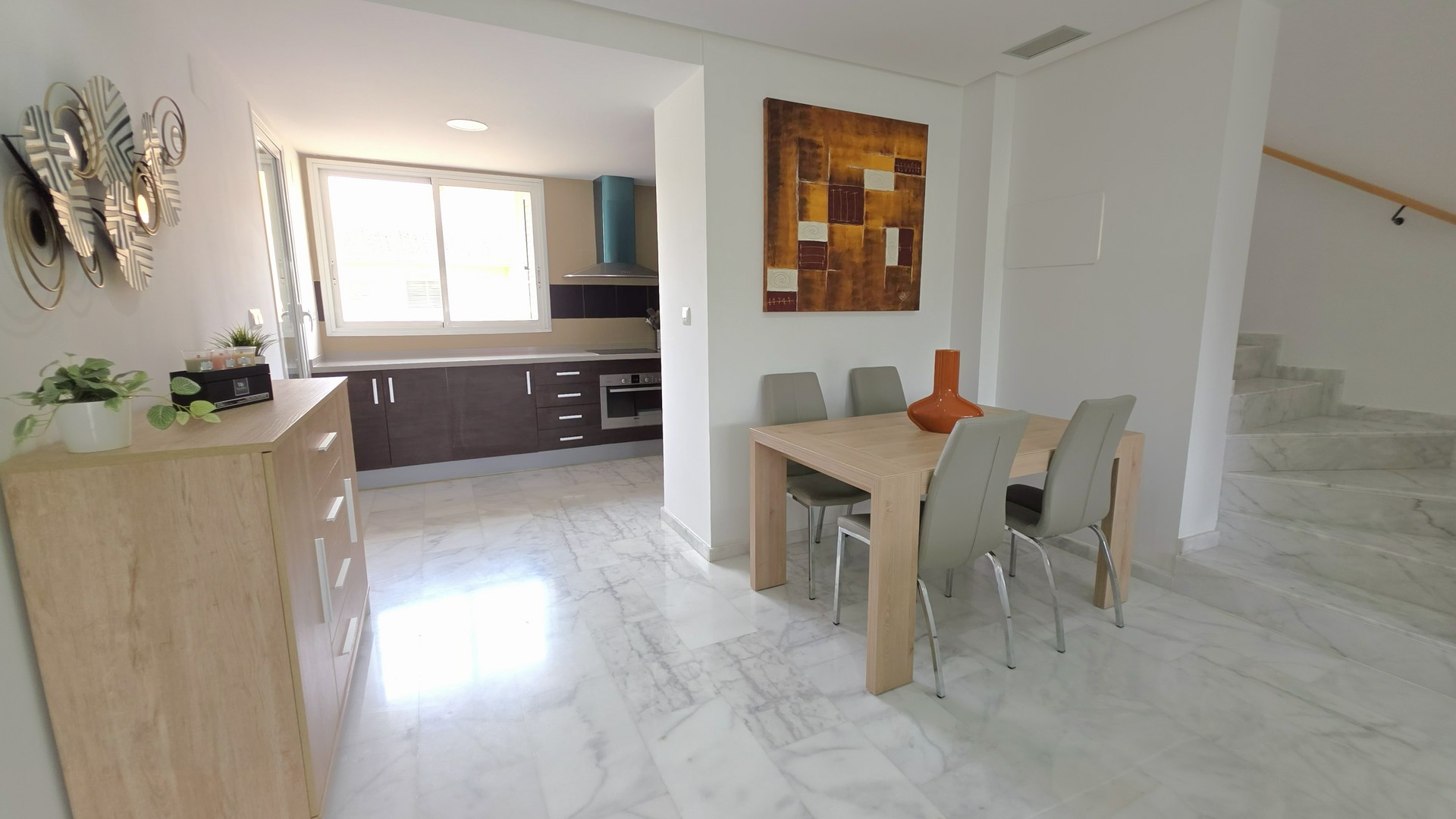 229.000 Euros