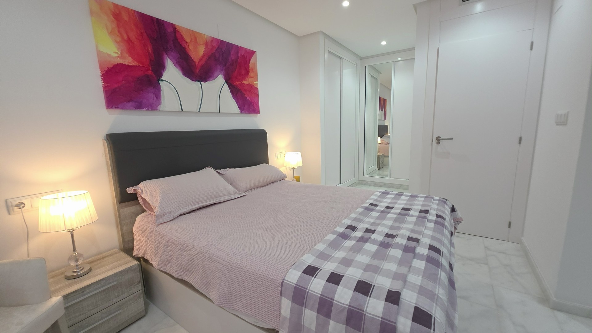 229.000 Euros