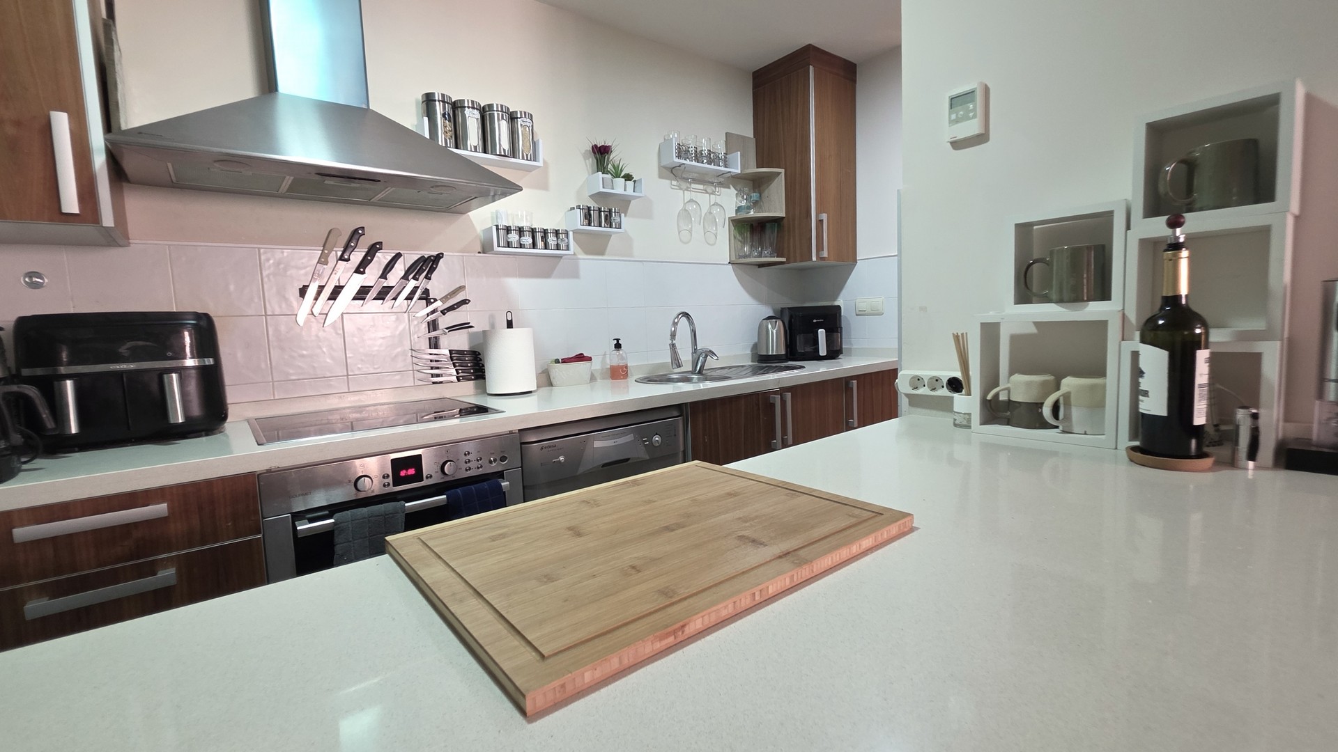199.900 Euros