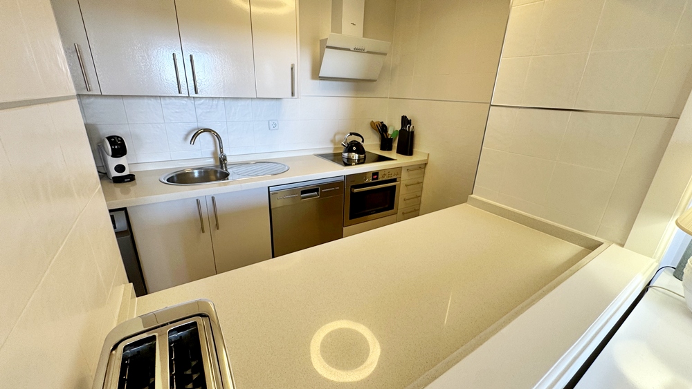 174.950 Euros